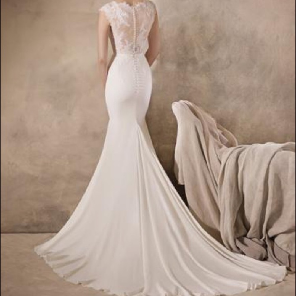 La Sposa Bridal Gown
